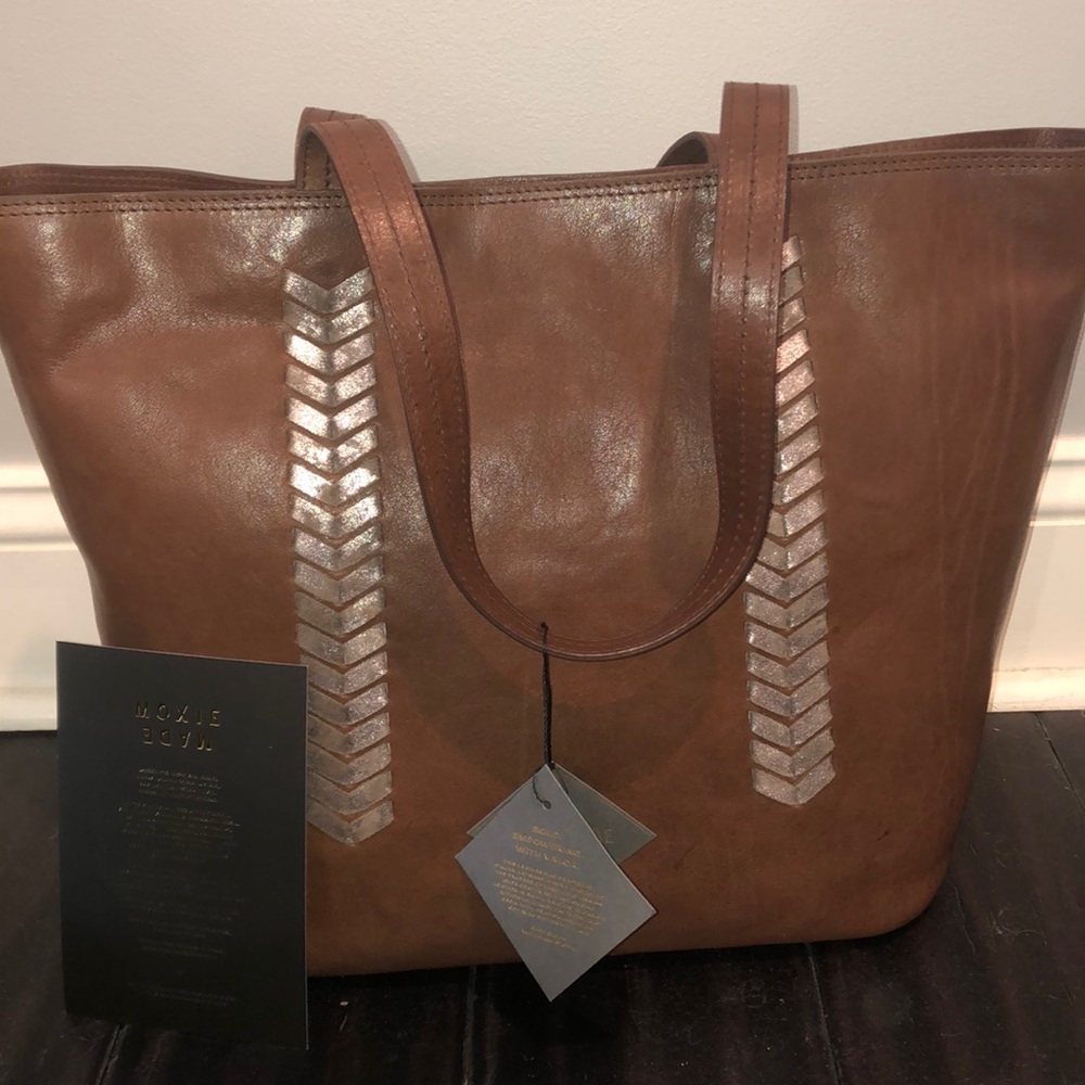 Convalore laced up leather tote in chocolate - Picture 2 of 4